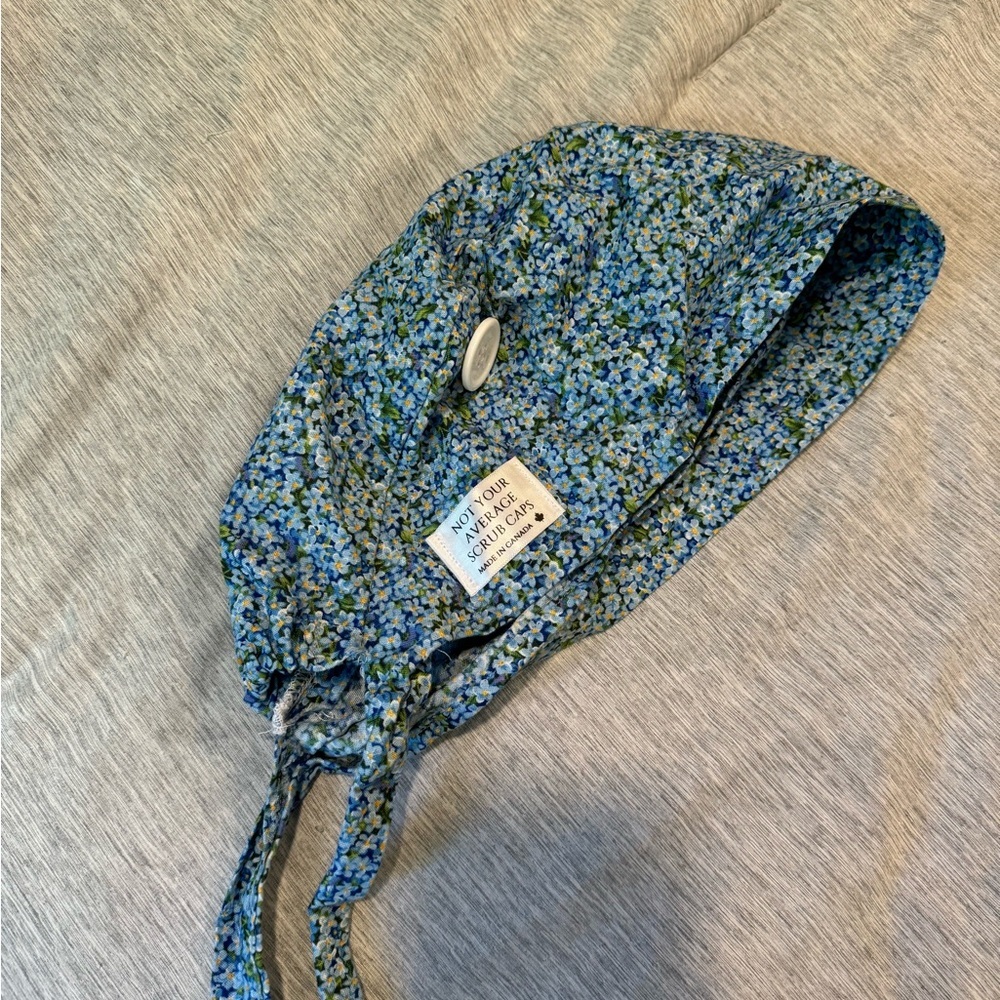 NOT YOUR AVERAGE scrub cap with buttons